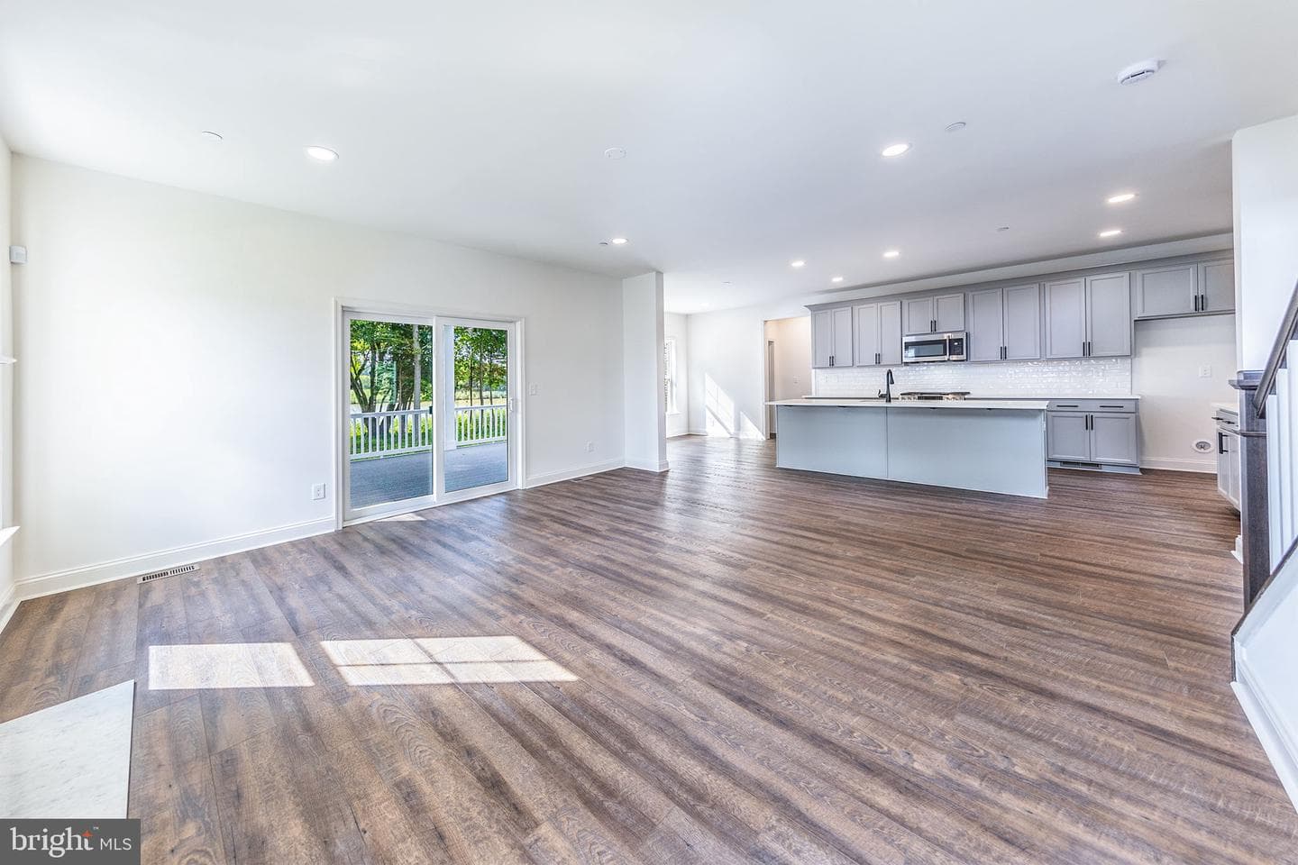 305 N Lake photo 26