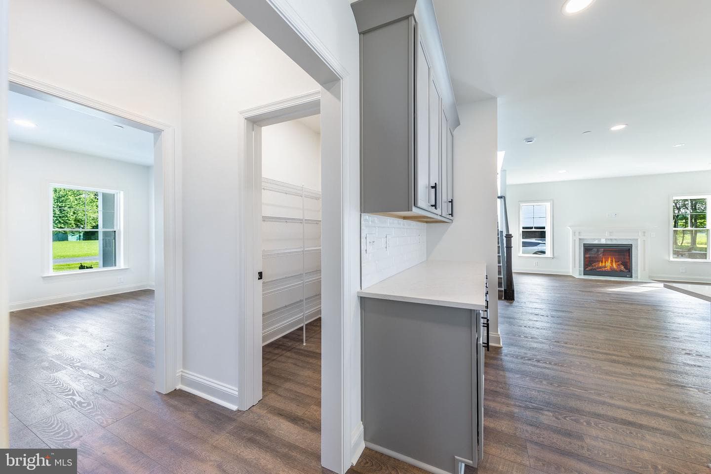 305 N Lake photo 34