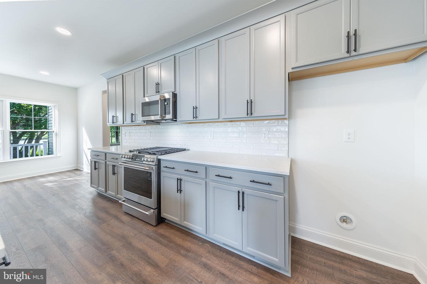 305 N Lake photo 35