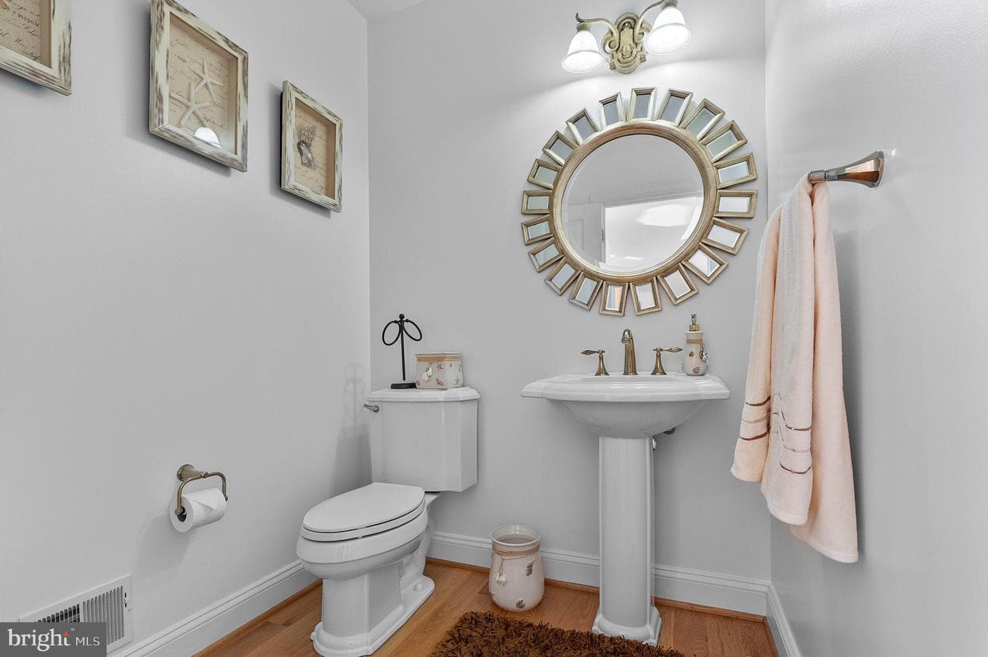 426 Narrows Pointe Drive photo 14