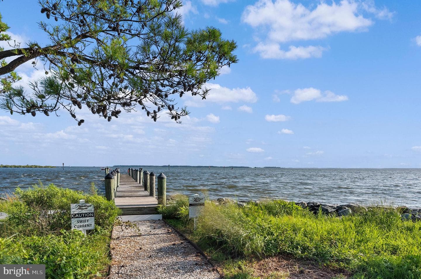 426 Narrows Pointe Drive photo 70