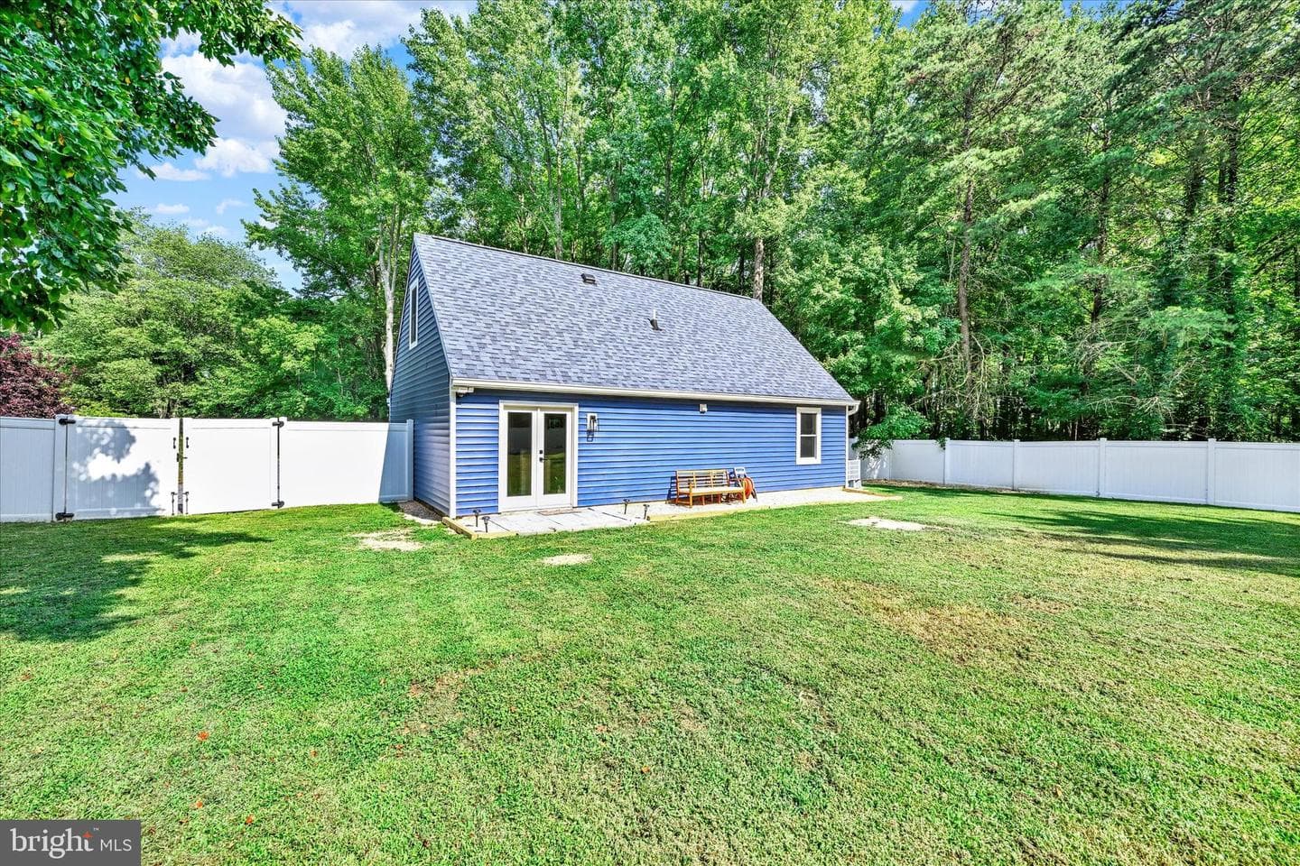 102 Maple Road photo 26