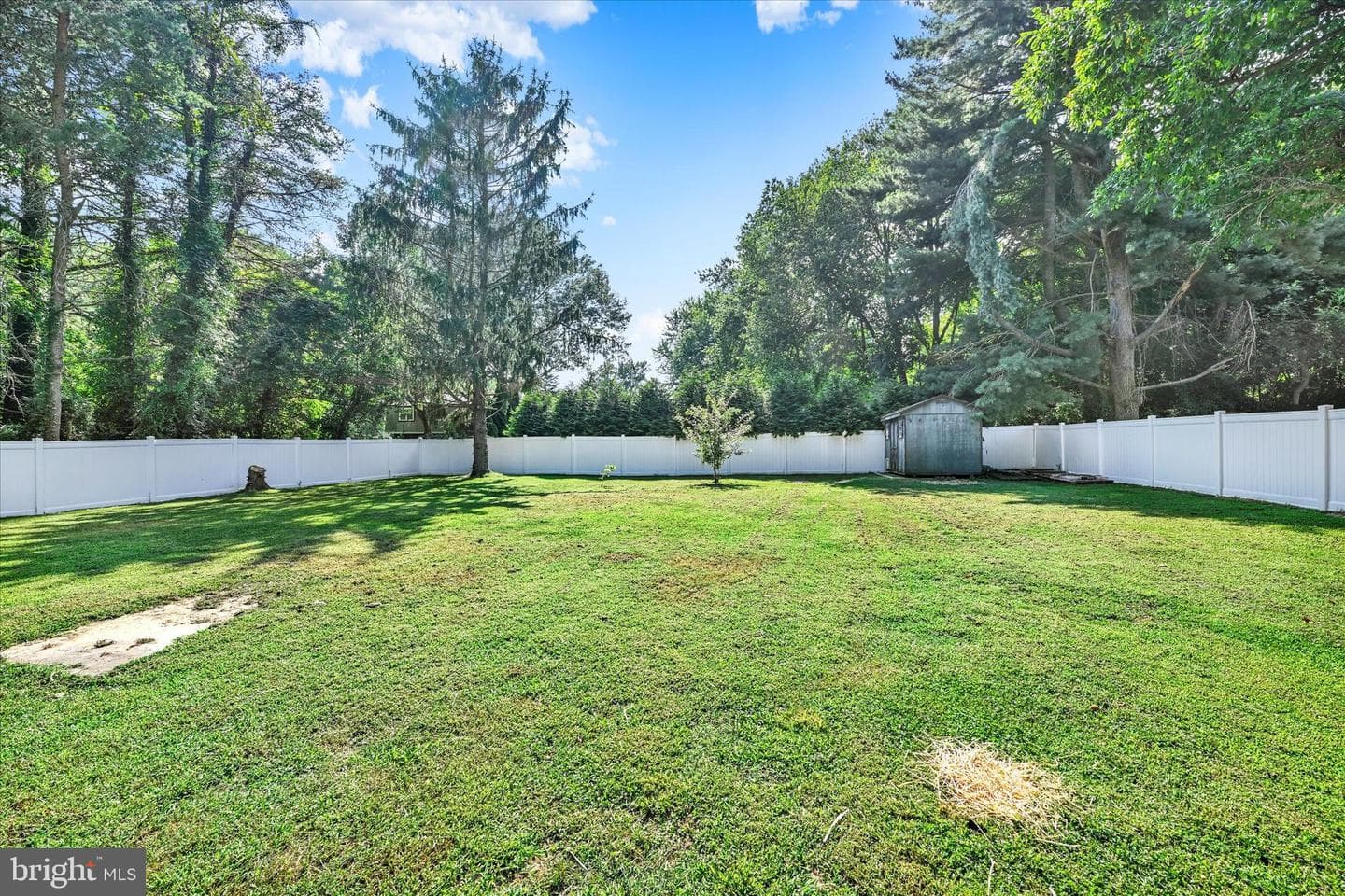 102 Maple Road photo 29