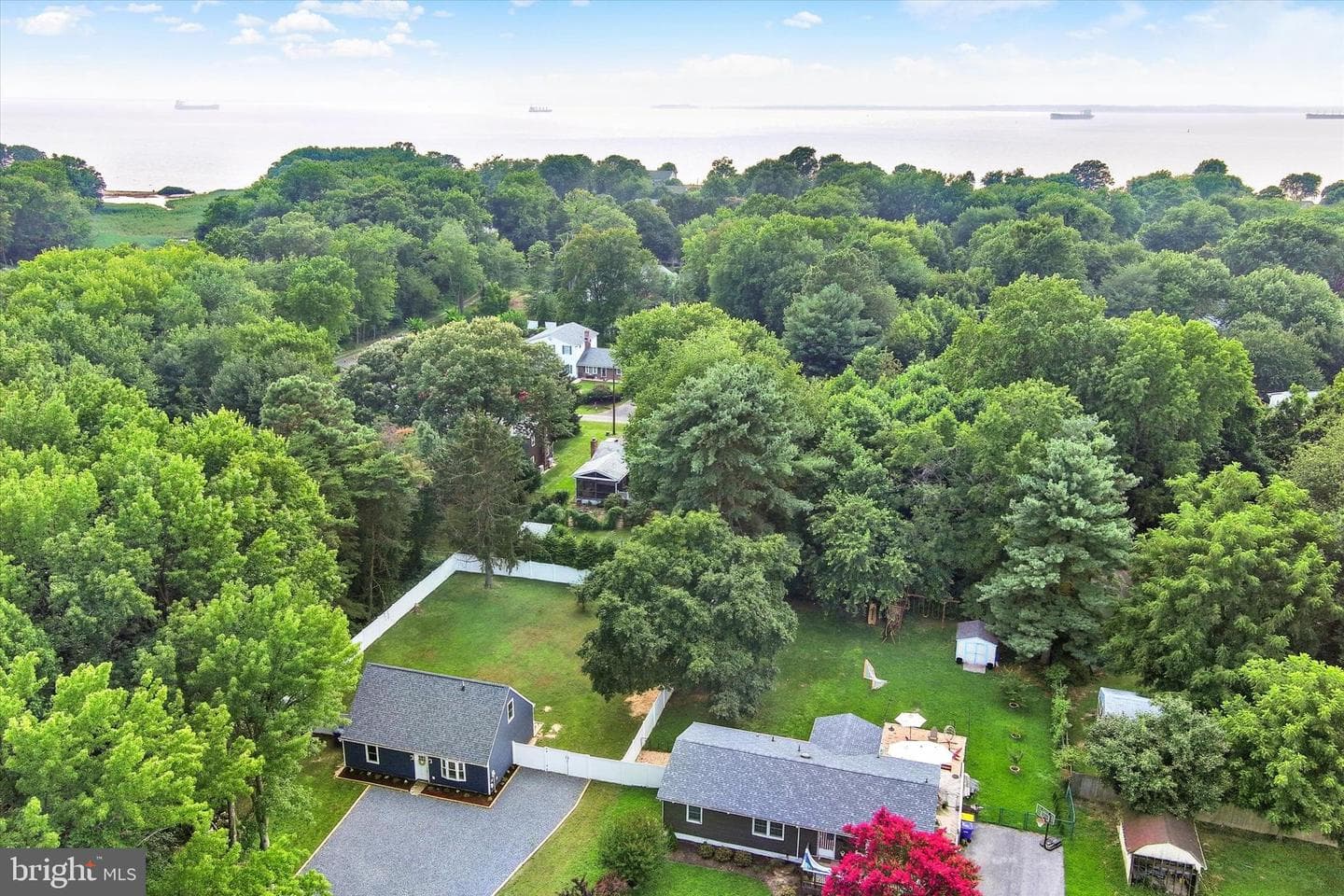 102 Maple Road photo 30