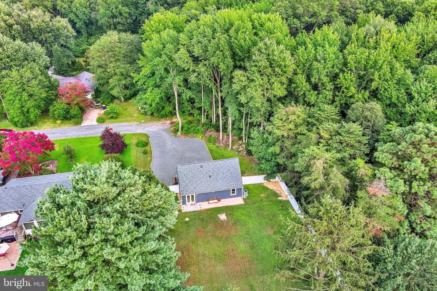 102 Maple Road photo 34