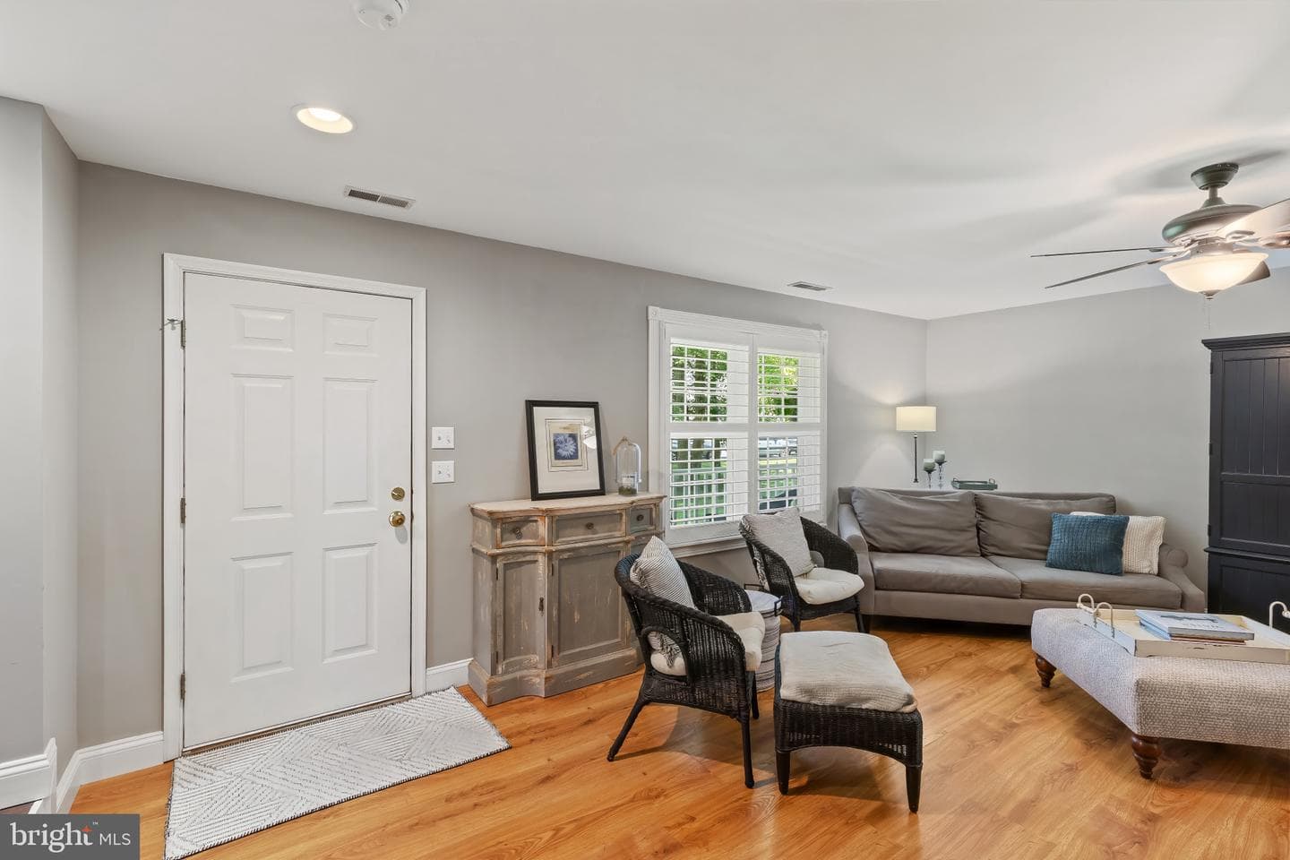 608 Cloverfields Drive photo 10
