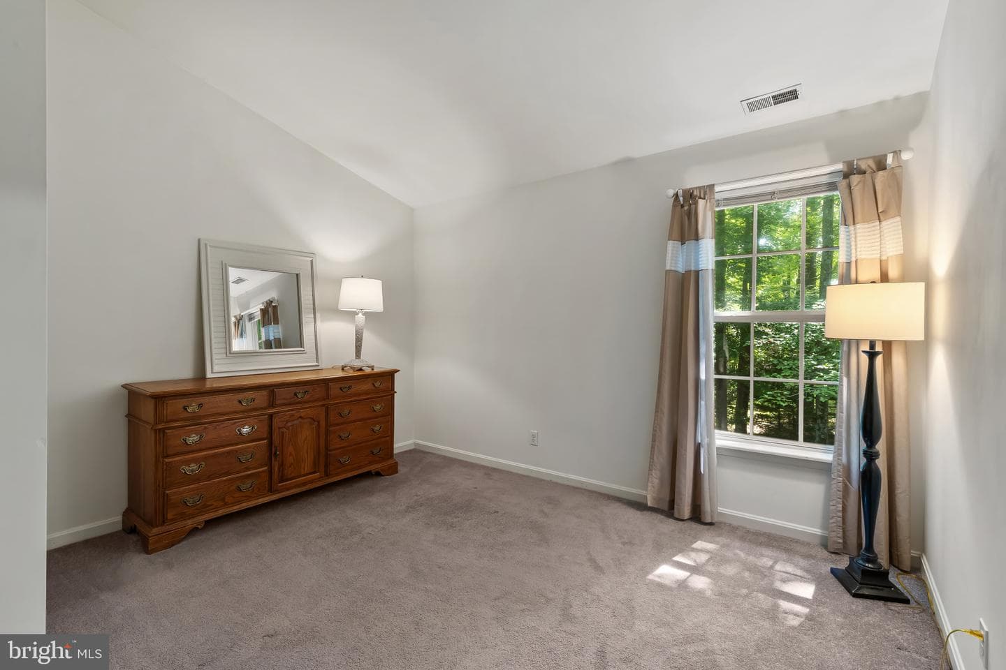 608 Cloverfields Drive photo 19