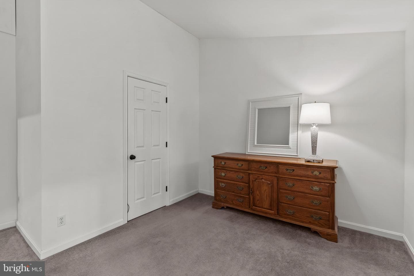 608 Cloverfields Drive photo 20