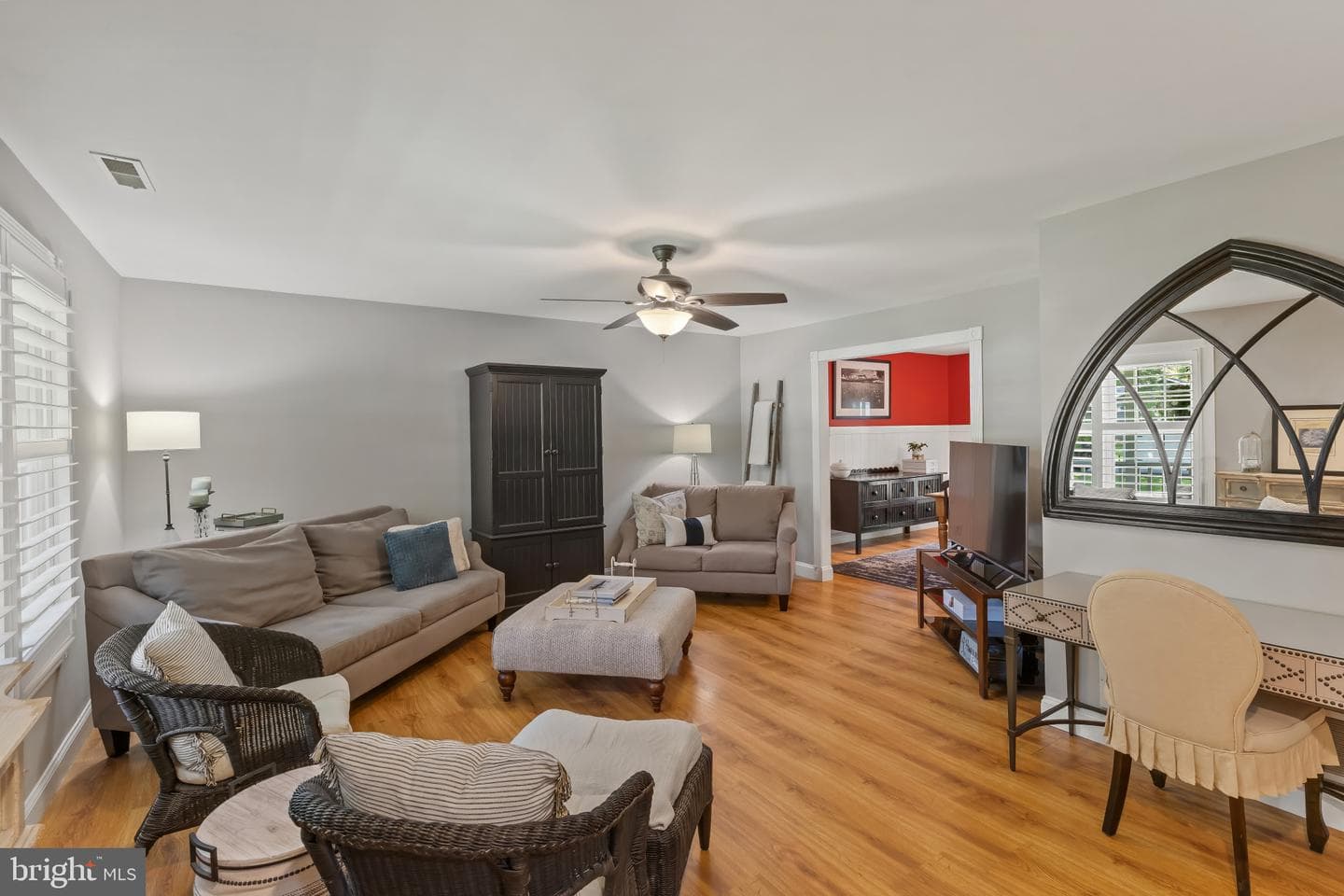 608 Cloverfields Drive photo 8