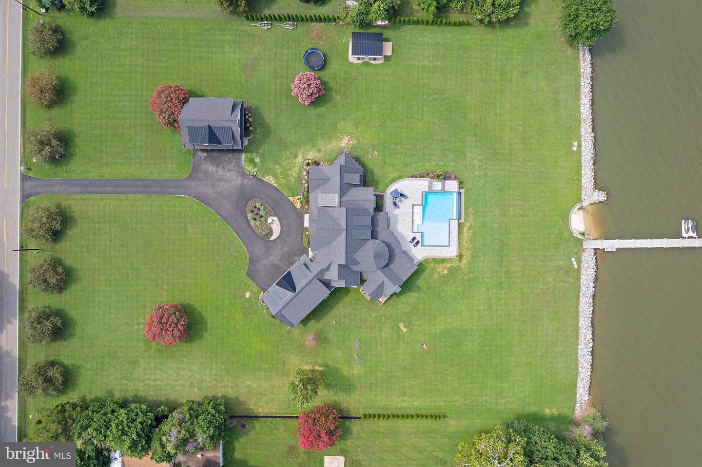2452 Bennett Point Road photo 13