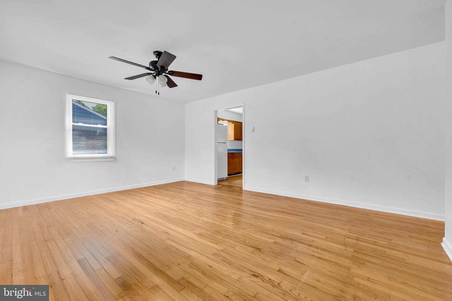 300 Talbot Road photo 12