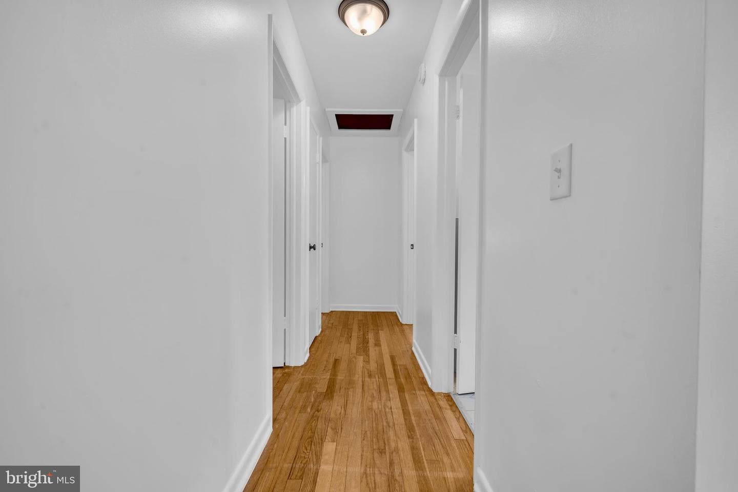 300 Talbot Road photo 13