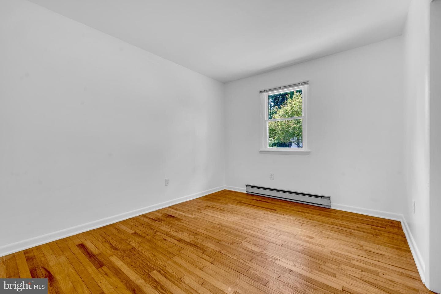 300 Talbot Road photo 21