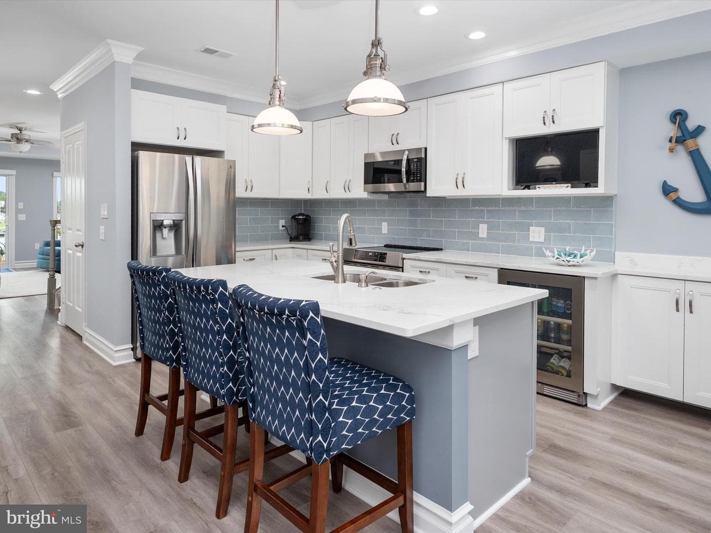 708 Oyster Cove Drive photo 13