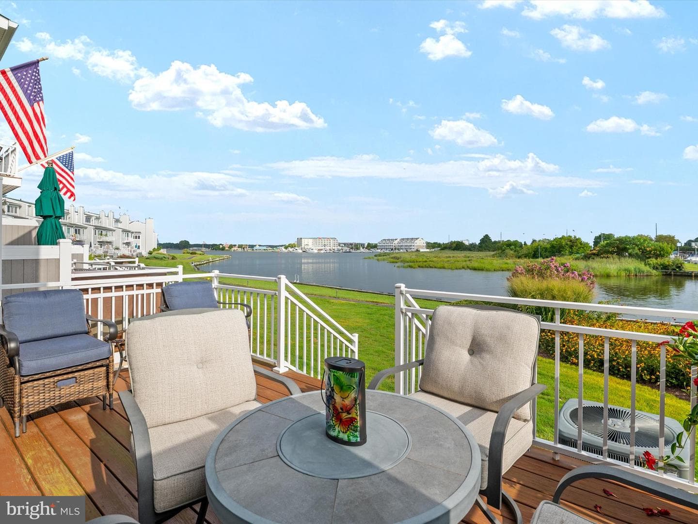 708 Oyster Cove Drive photo 25