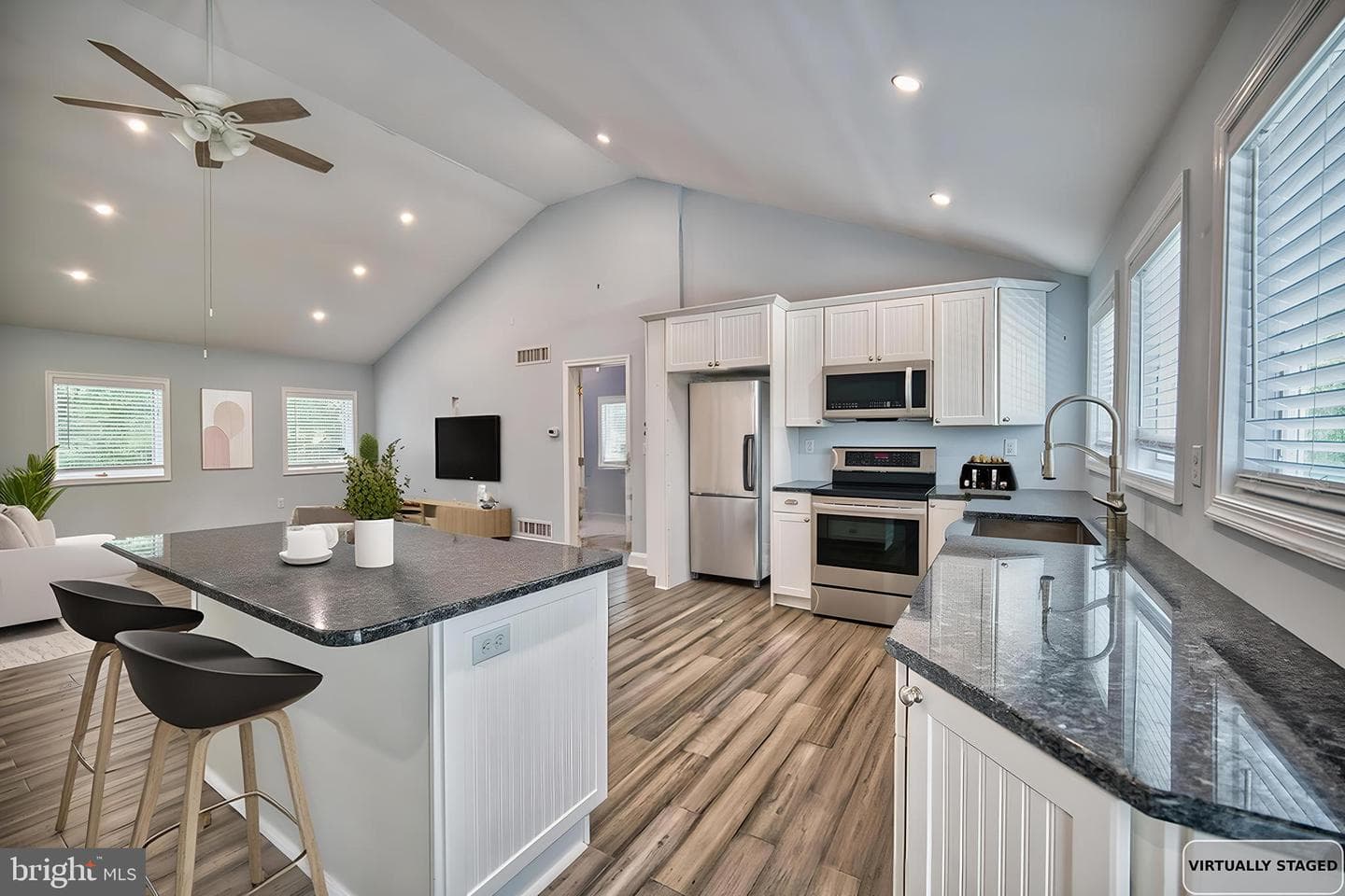 124 Eareckson Lane photo 42