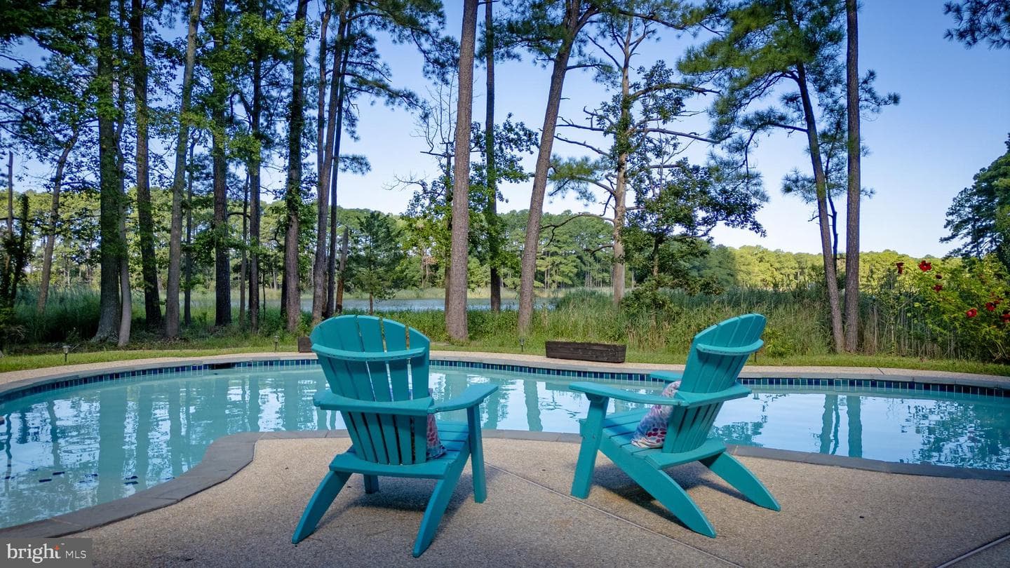 108 Eareckson Lane photo 37