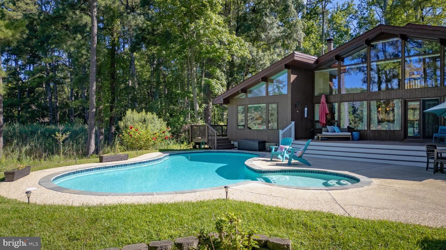 108 Eareckson Lane photo 38