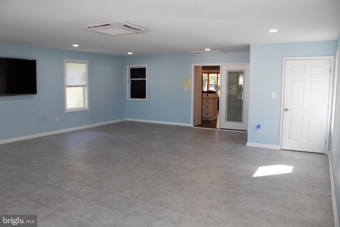 214 Pennick Drive photo 18