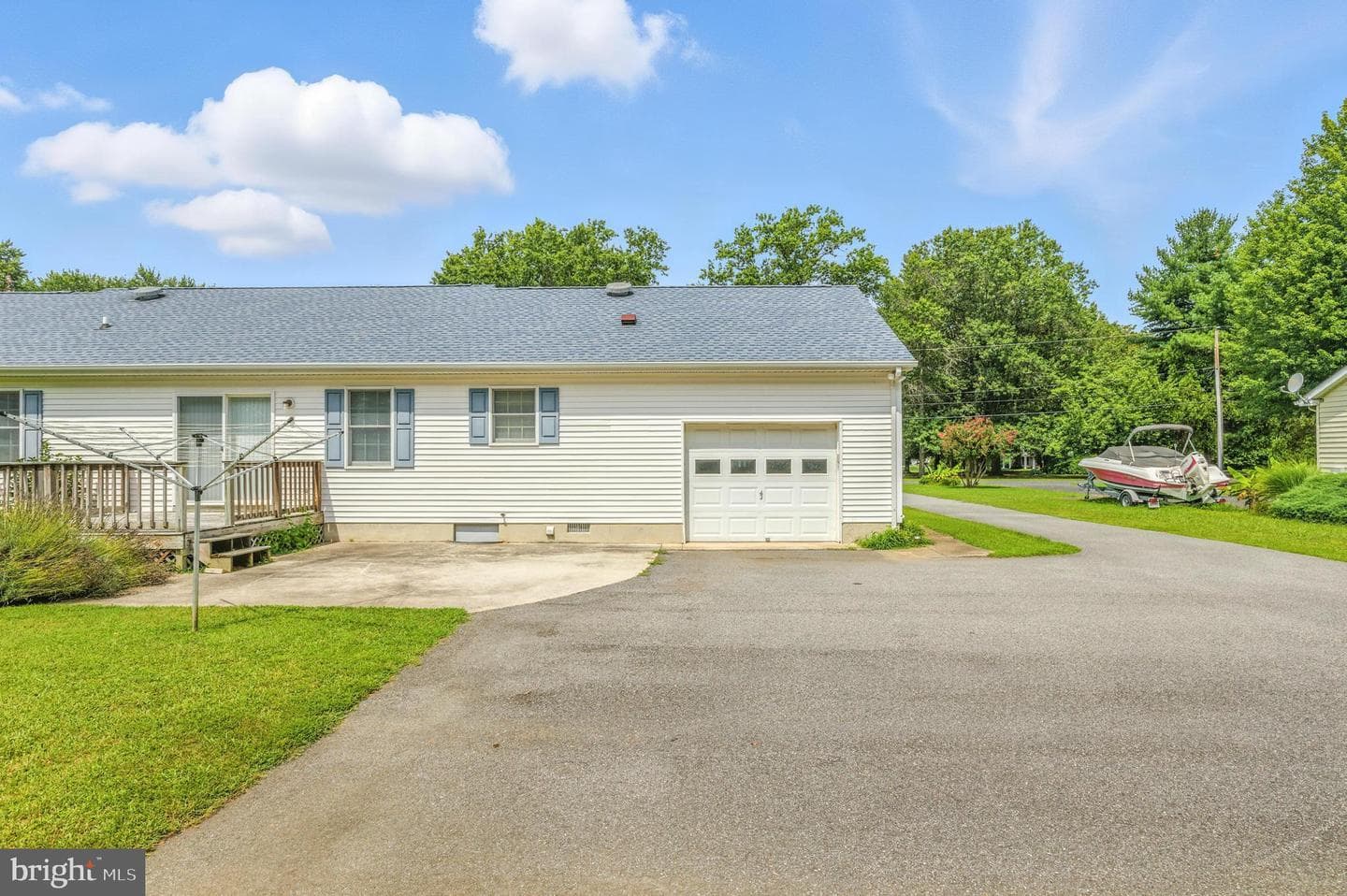 200 Fey Road photo 16