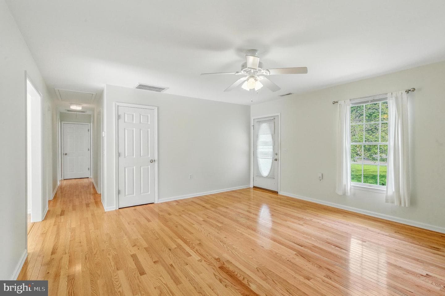 200 Fey Road photo 3