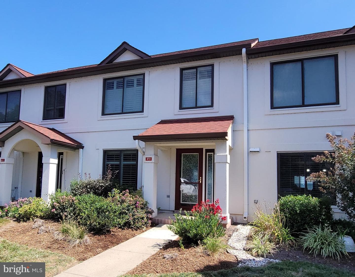 47 Queen Anne Way photo 11