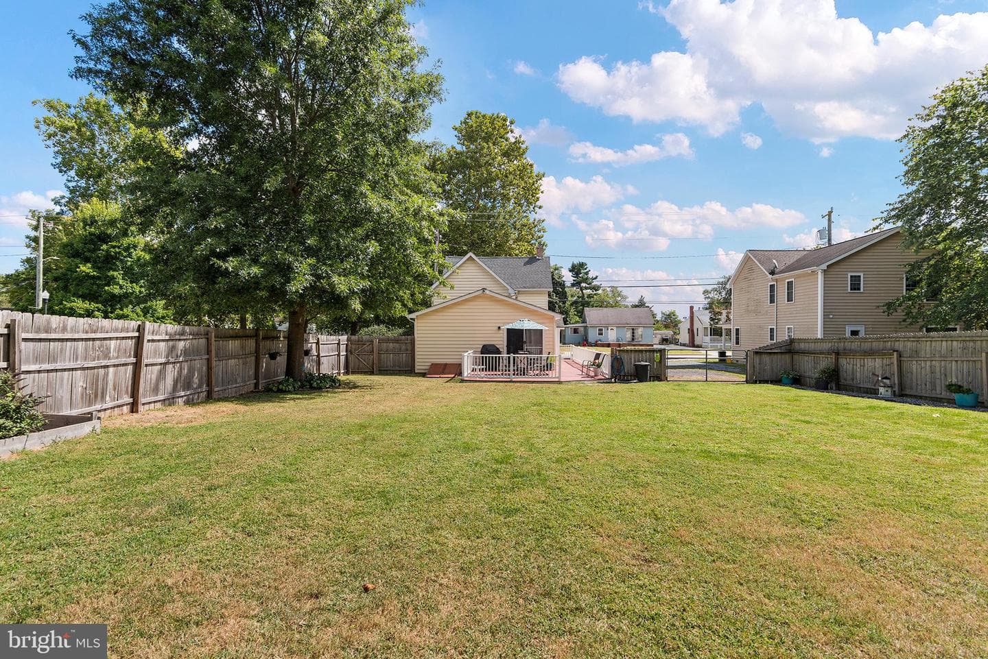 204 Church Street S photo 14