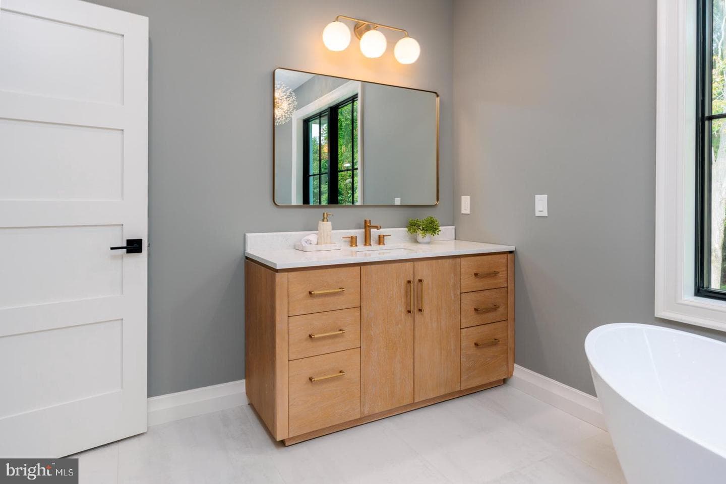 208 Tower Drive photo 38