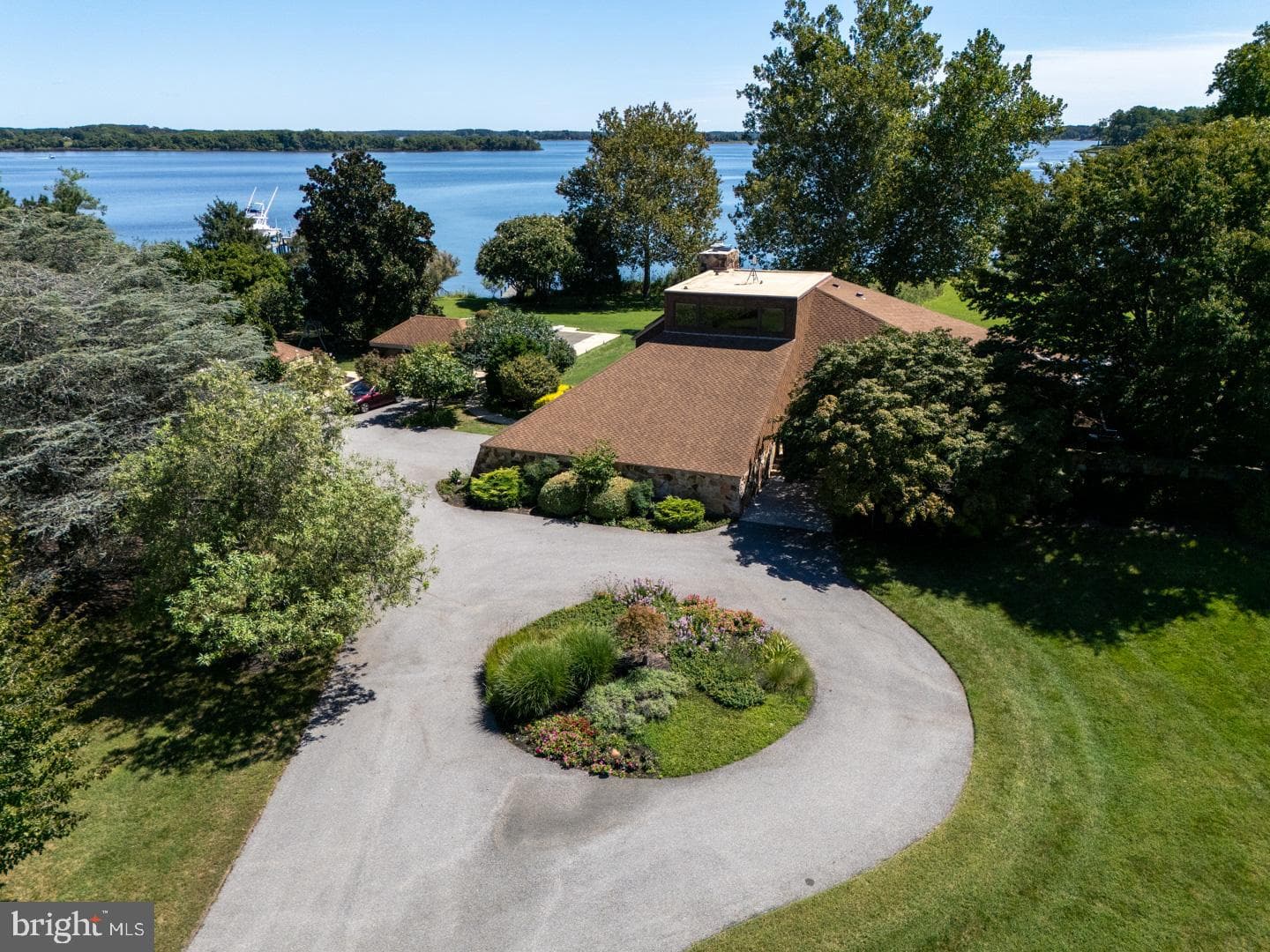 3207 Bennett Point Road photo 33