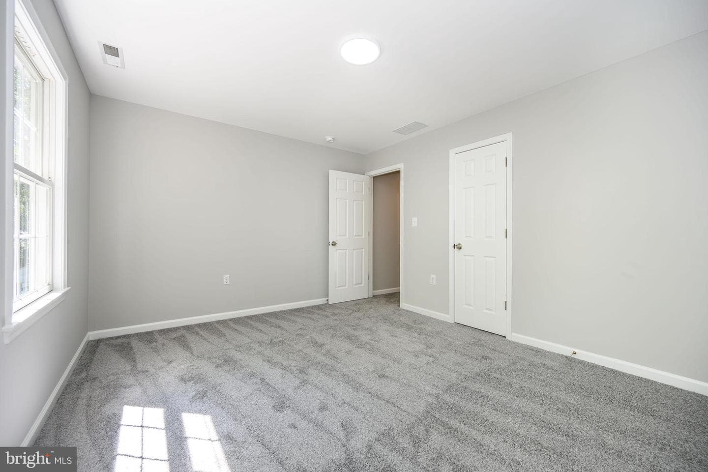 1000 Chesapeake Drive photo 34