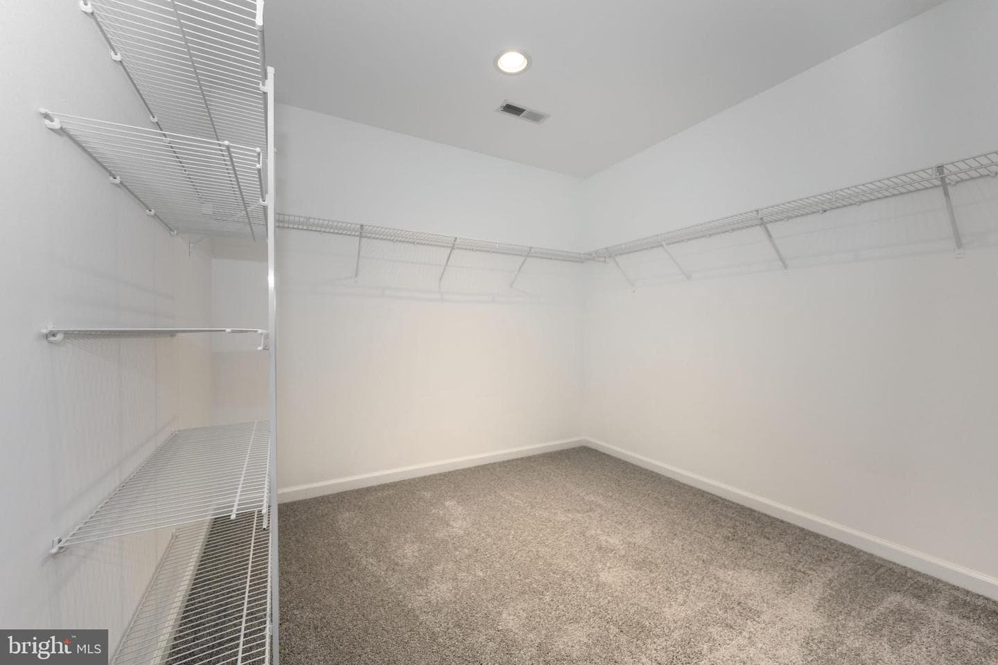 1000 Chesapeake Drive photo 40