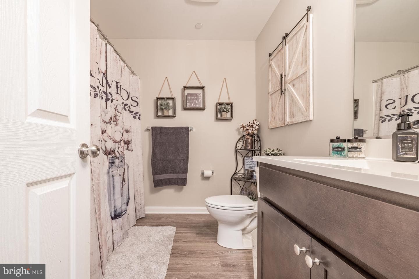 111 Cee Jay Road photo 32
