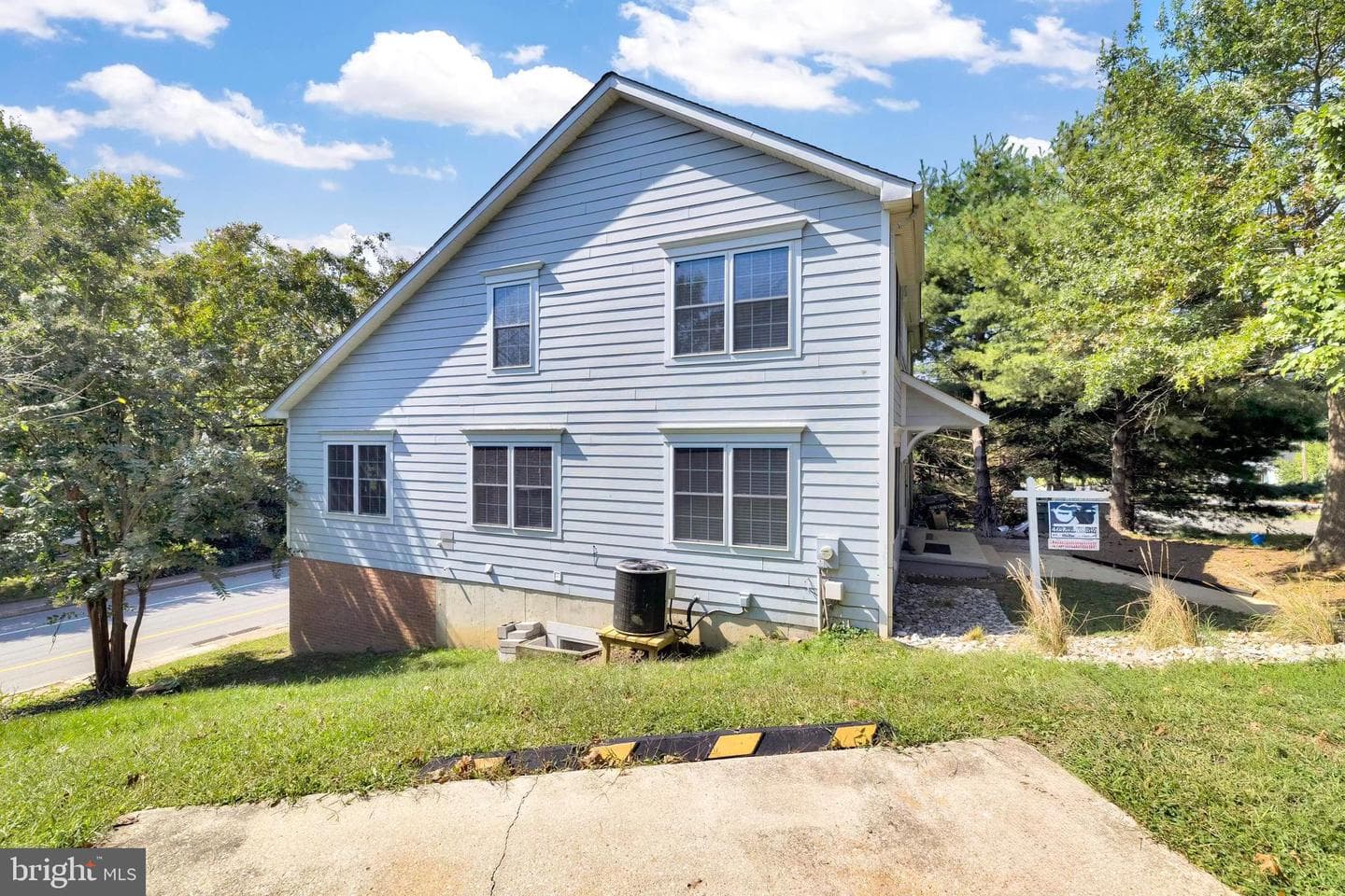 202 Ridgeview Court photo 4