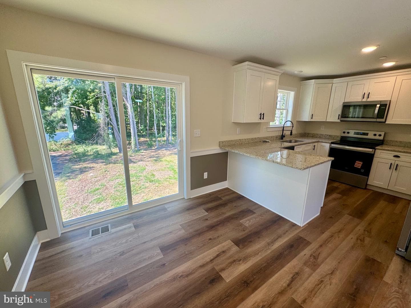 224 Long Point Road photo 9