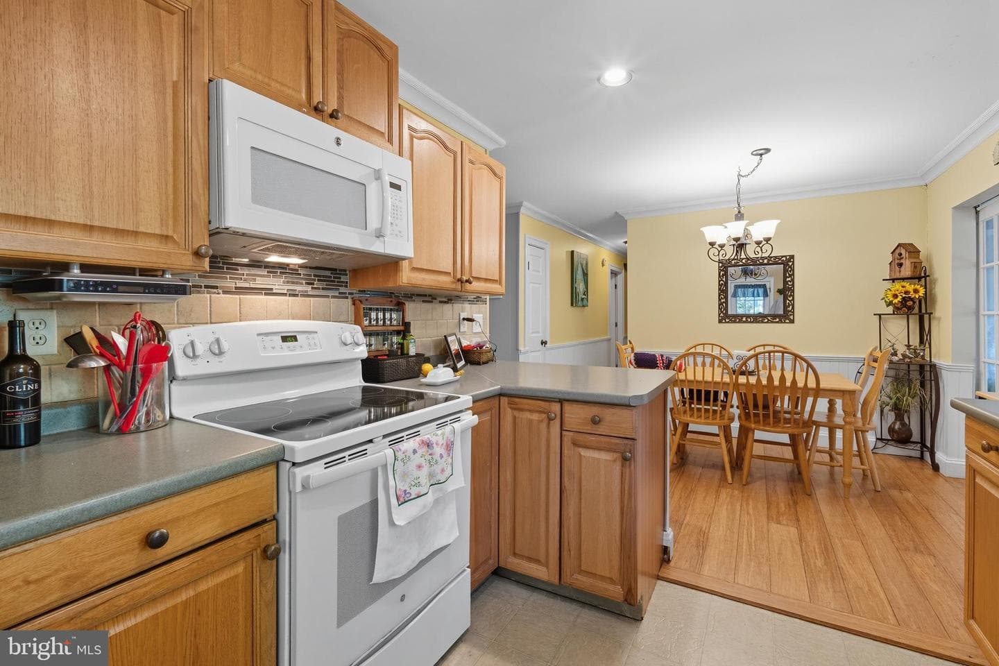 222 Dutchess Road photo 8