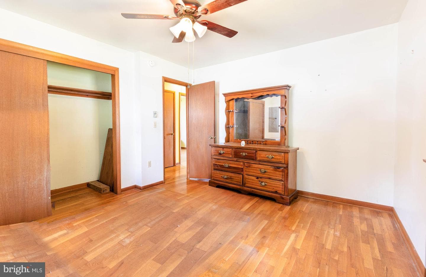 125 Price Street photo 30
