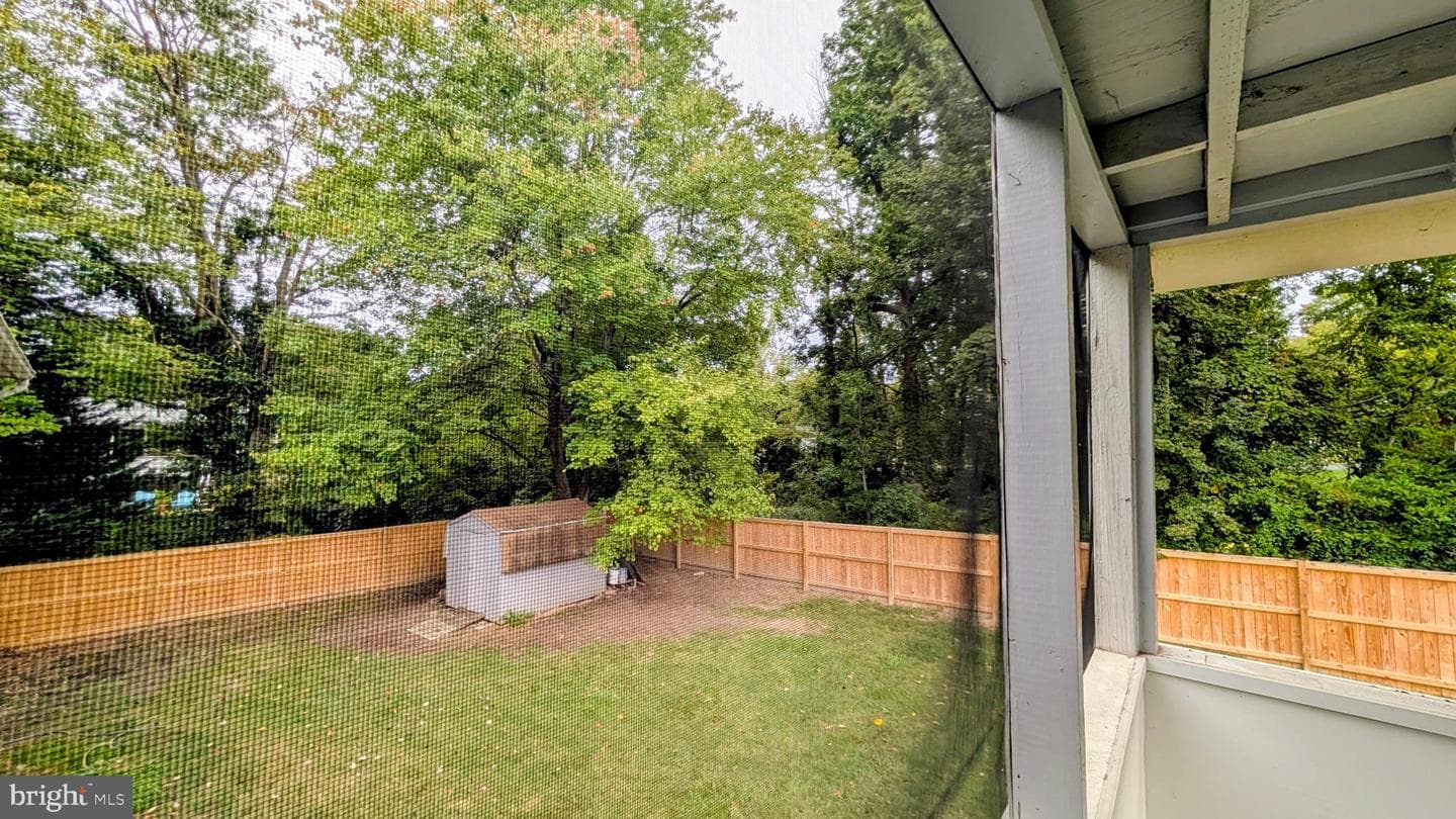 922 Petinot Place photo 13