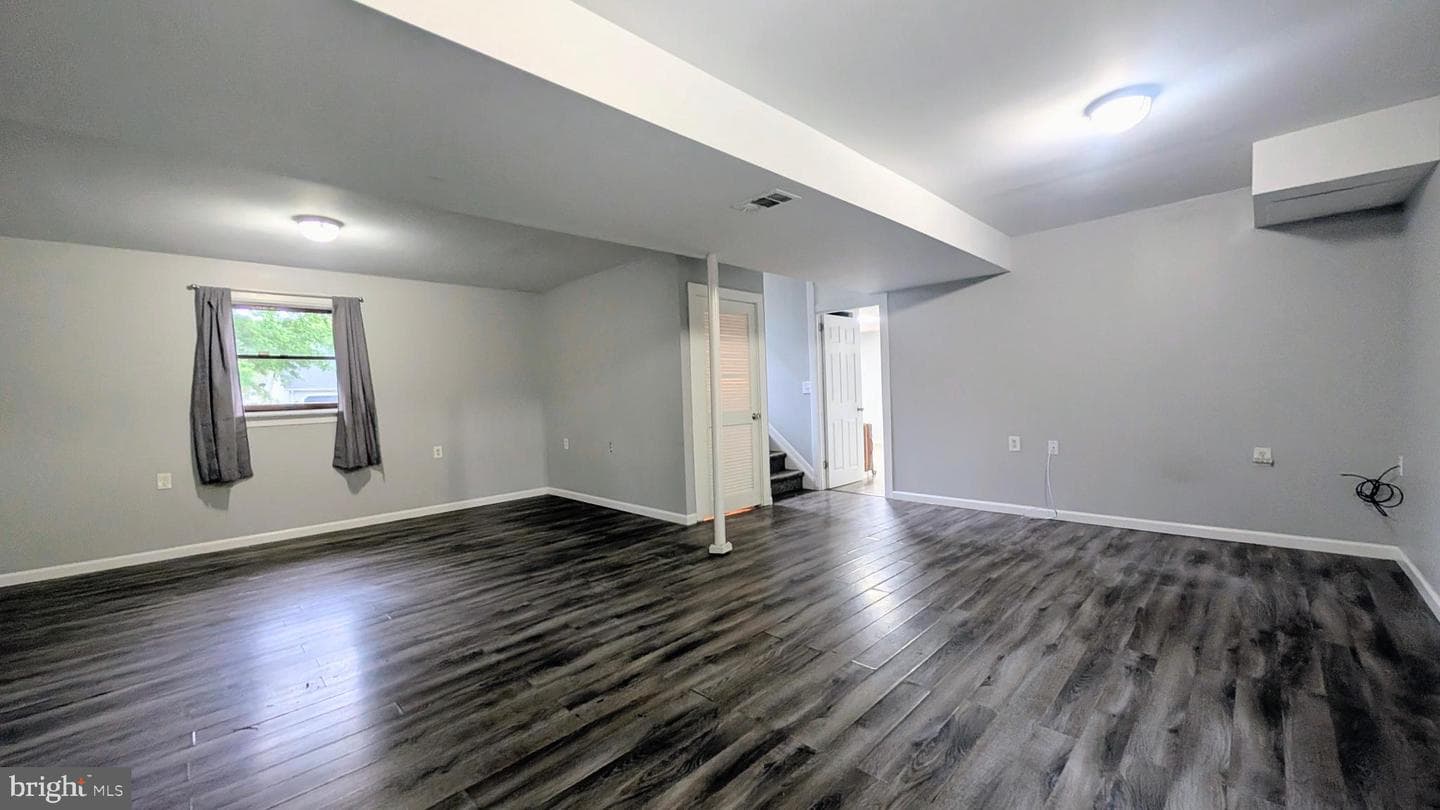 922 Petinot Place photo 35