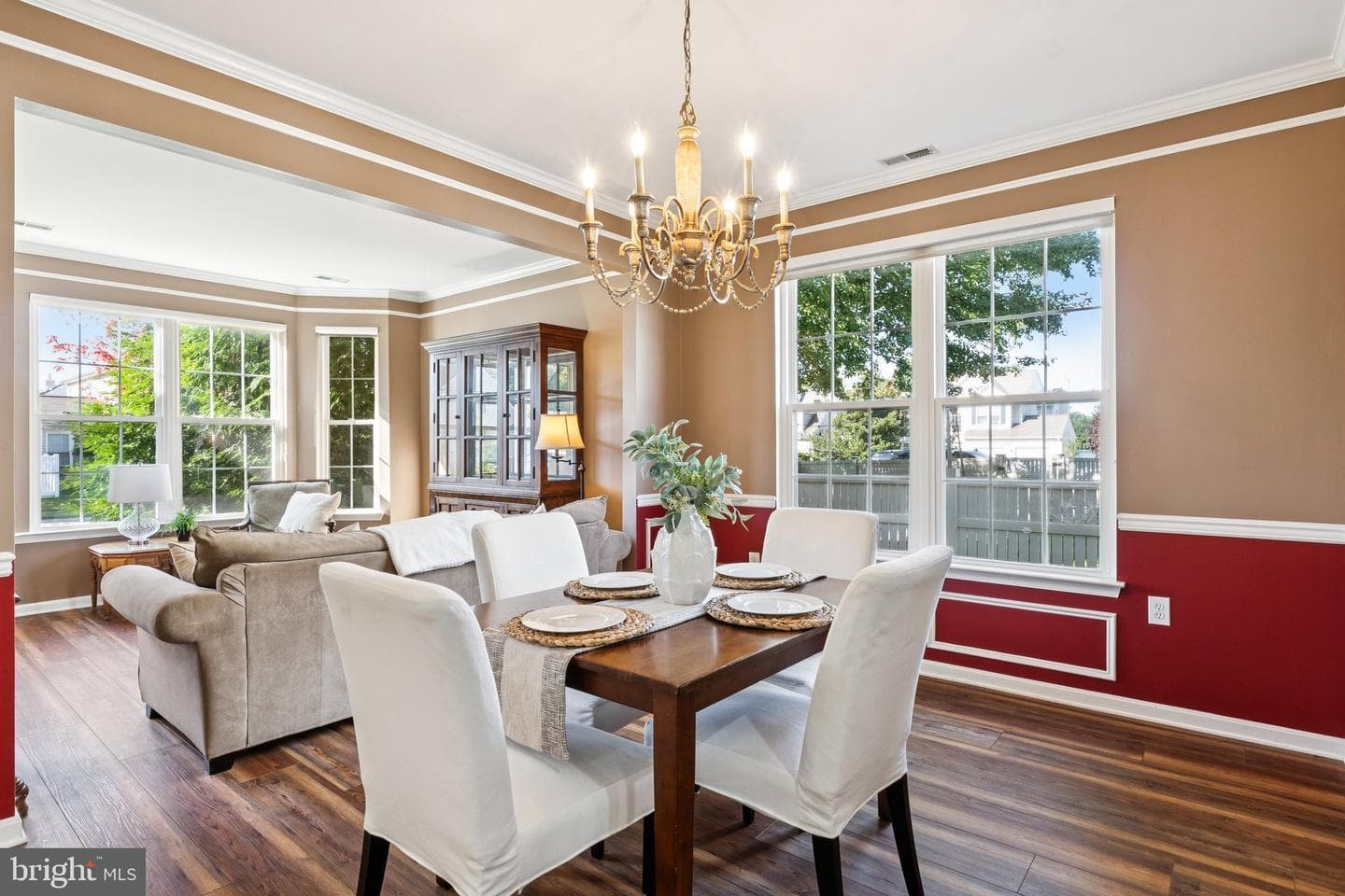 480 Web Foot Lane photo 17
