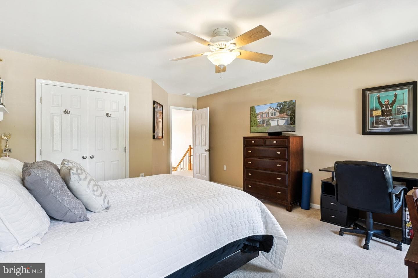 480 Web Foot Lane photo 30