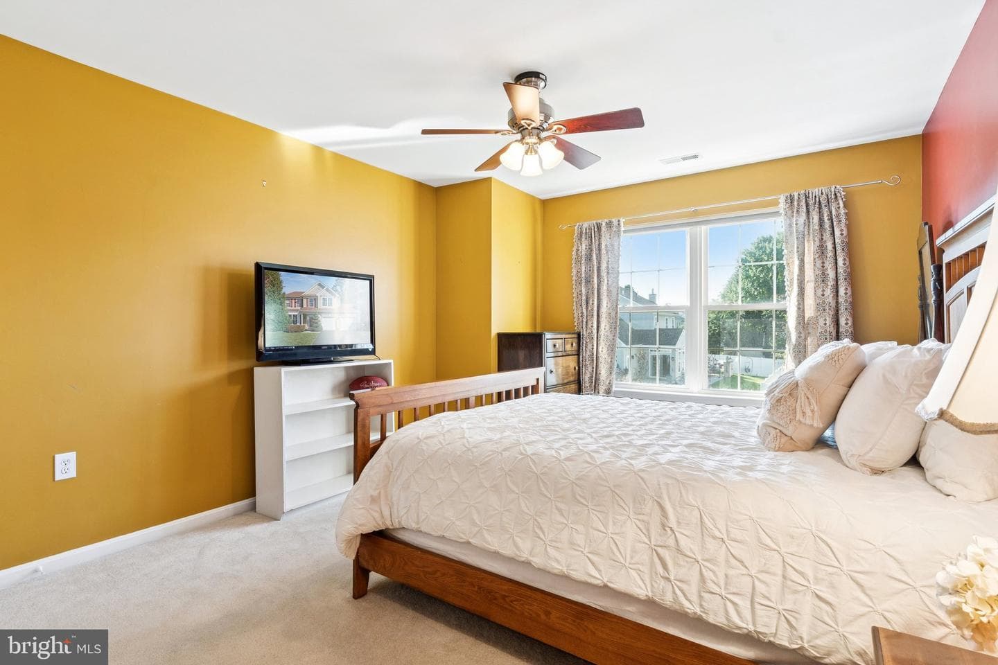 480 Web Foot Lane photo 31