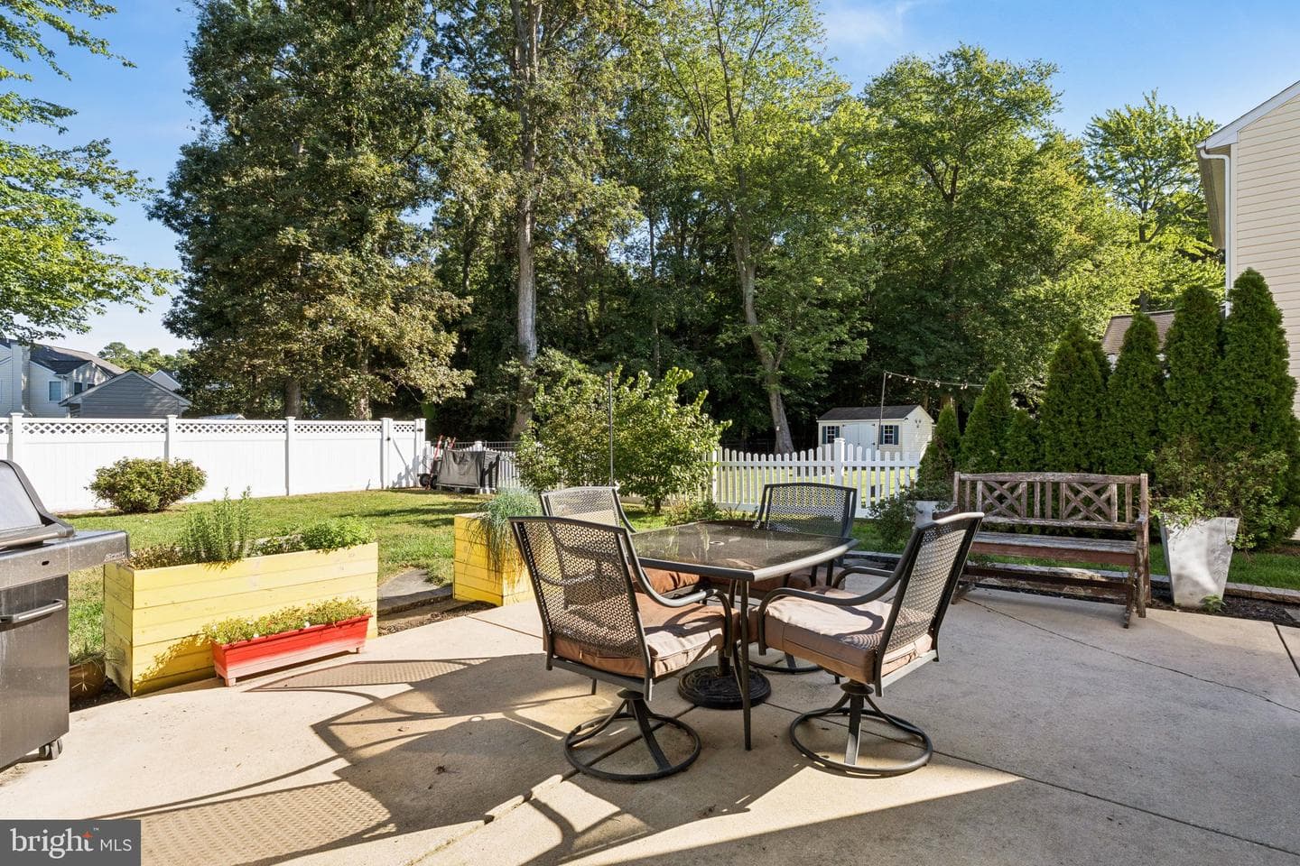 480 Web Foot Lane photo 36