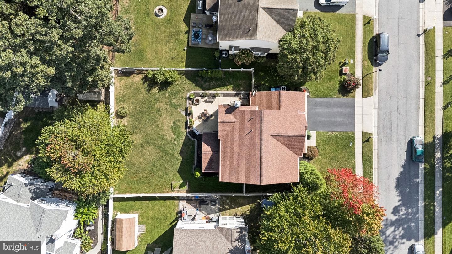 480 Web Foot Lane photo 42