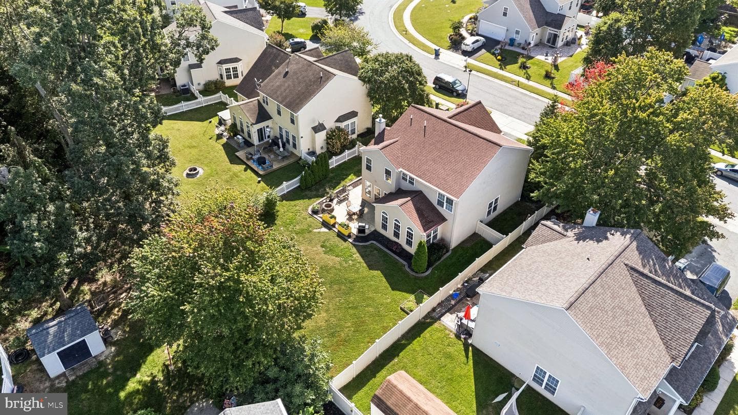 480 Web Foot Lane photo 43
