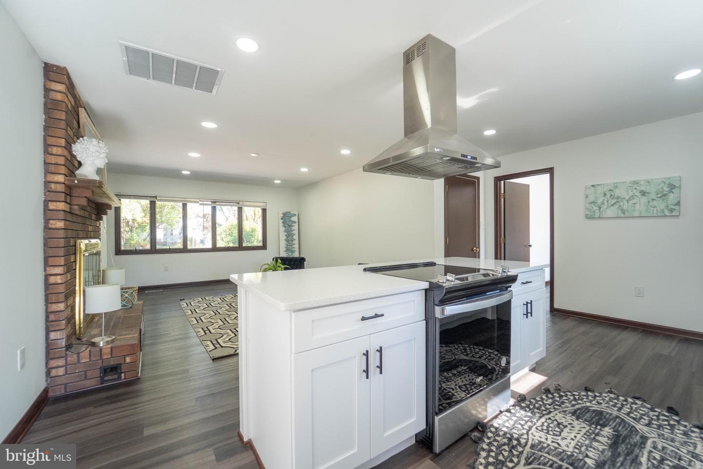 210 Pennick Drive photo 5