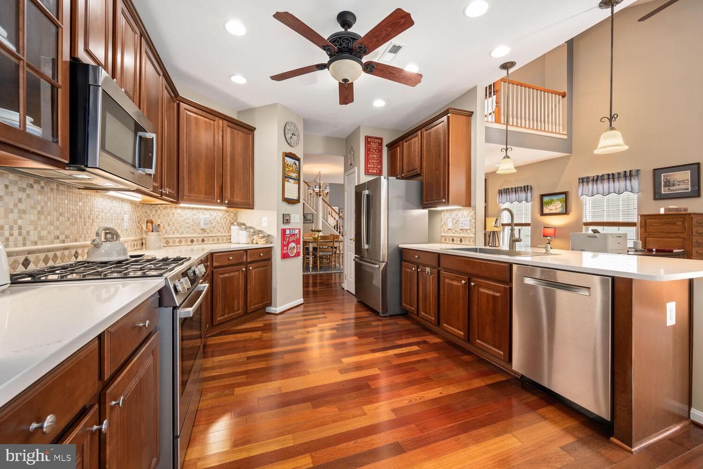 807 Harmony Way photo 23