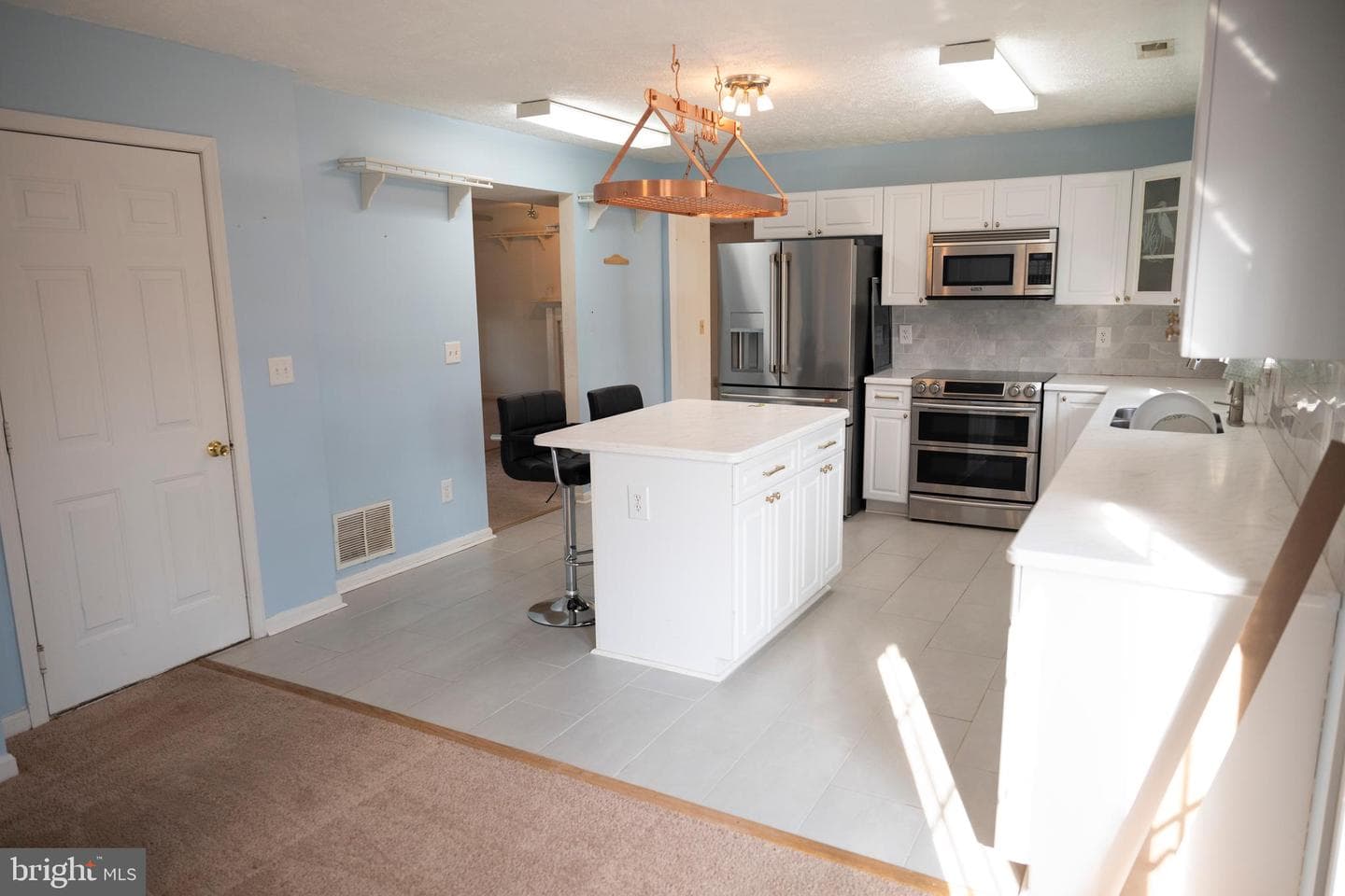 423 Victoria Way photo 19