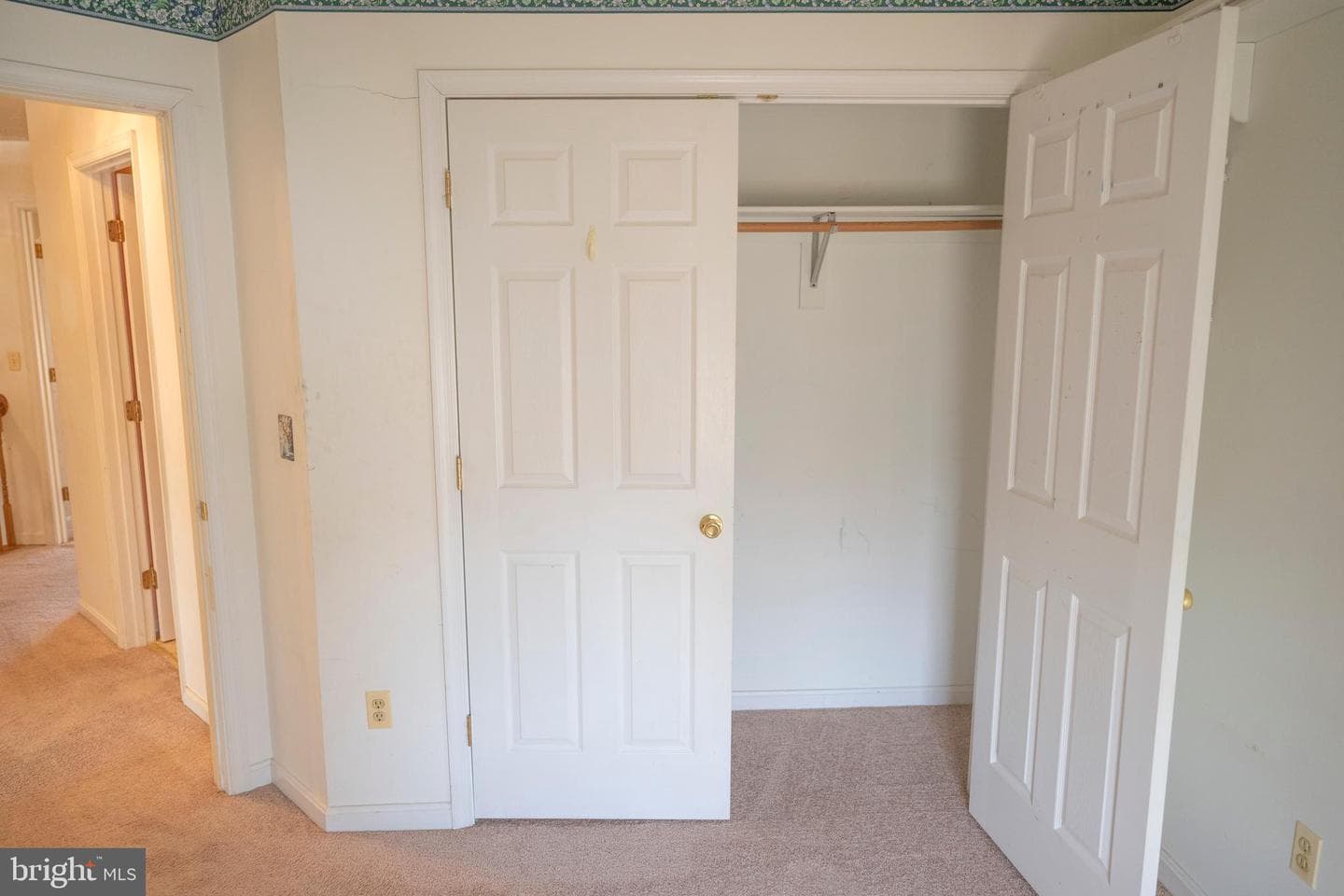 423 Victoria Way photo 42
