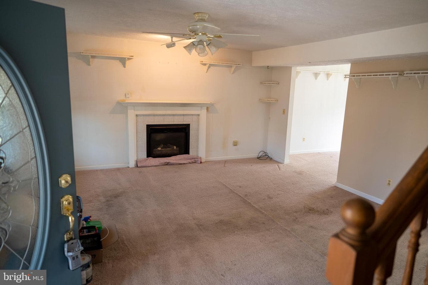 423 Victoria Way photo 5