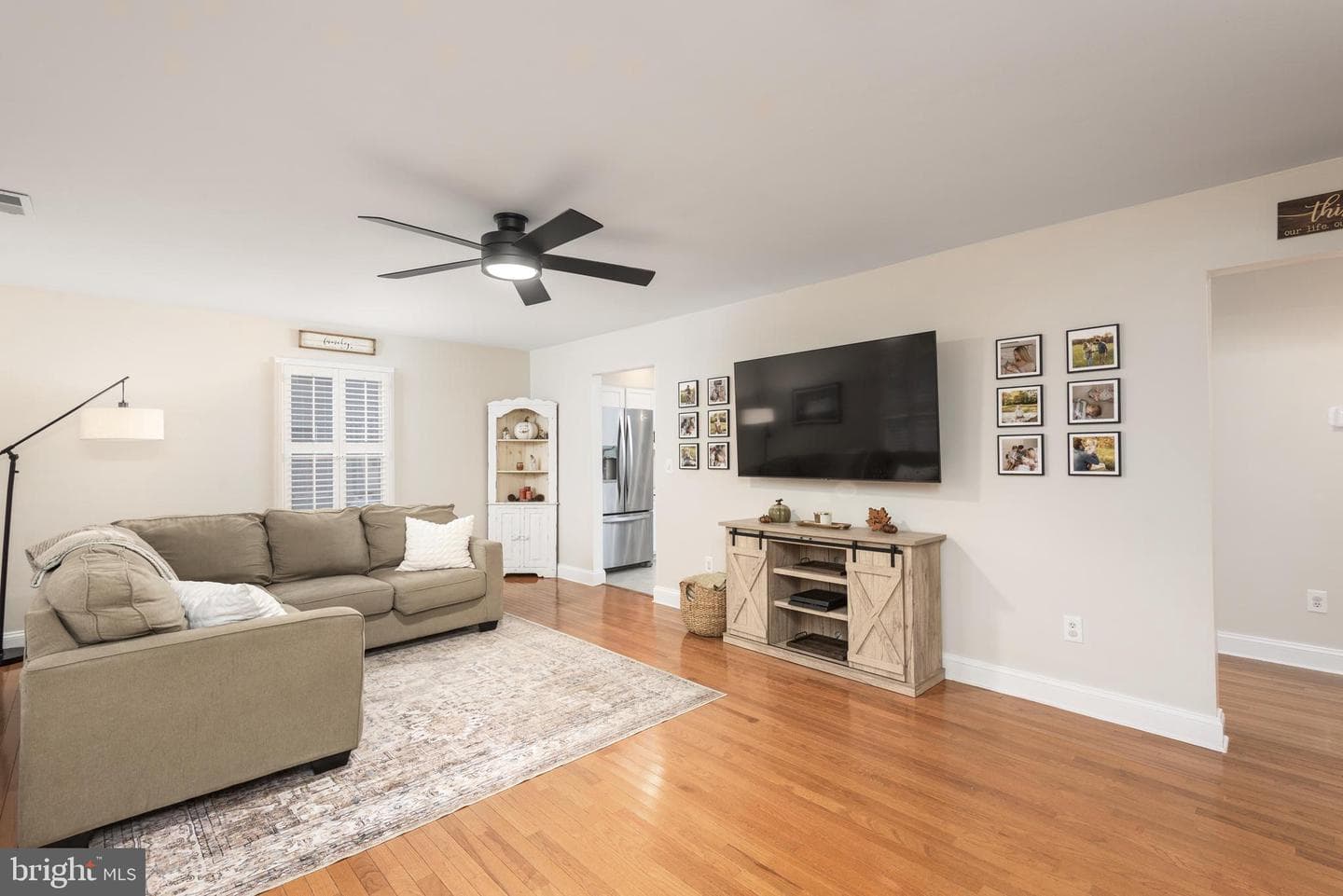 214 Beech Lane photo 6